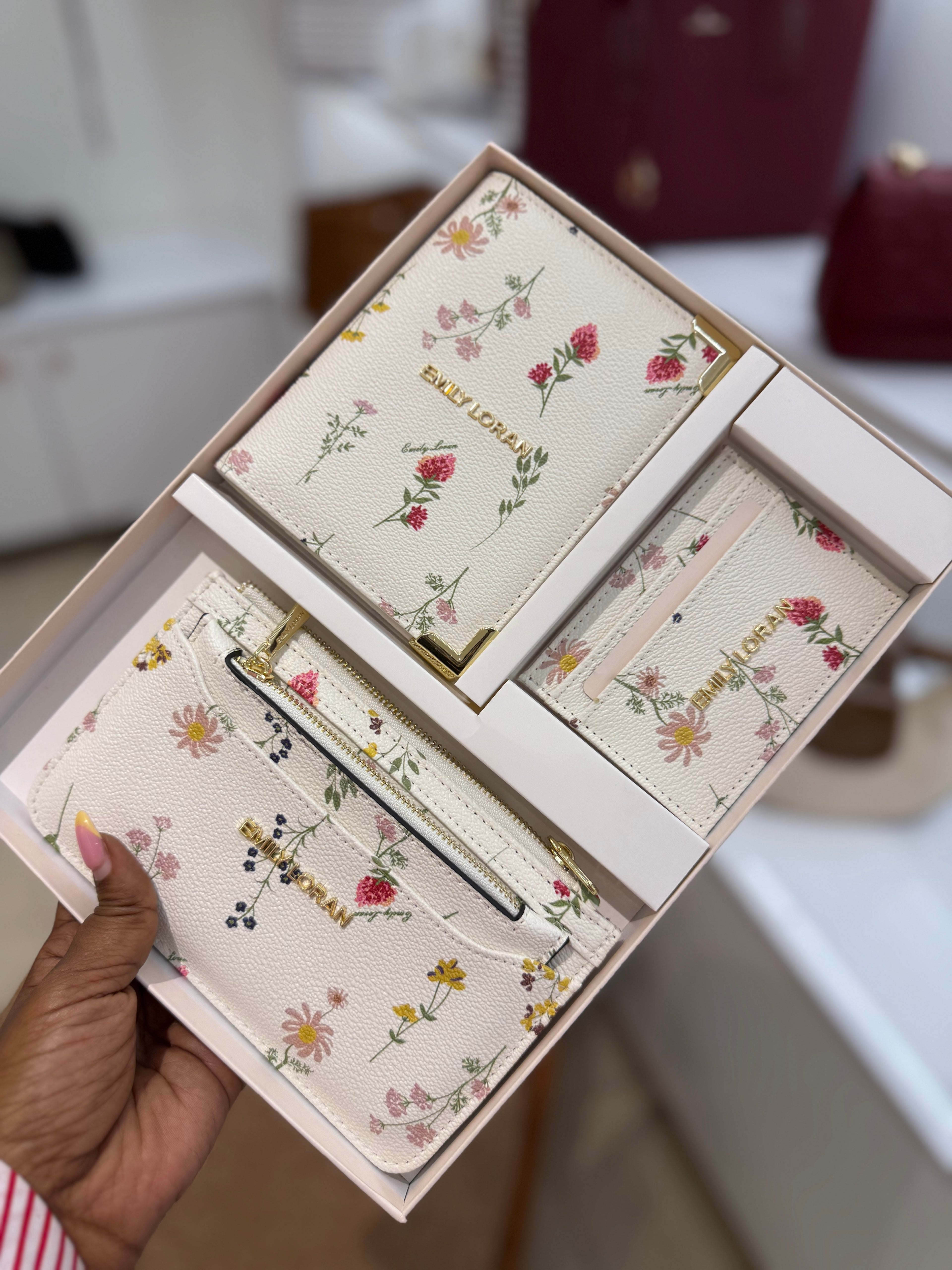 Amara wallet set