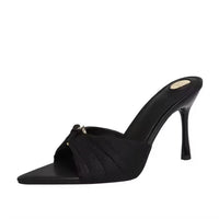Amelie Mules