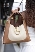The Avenoir Shoulder Bag