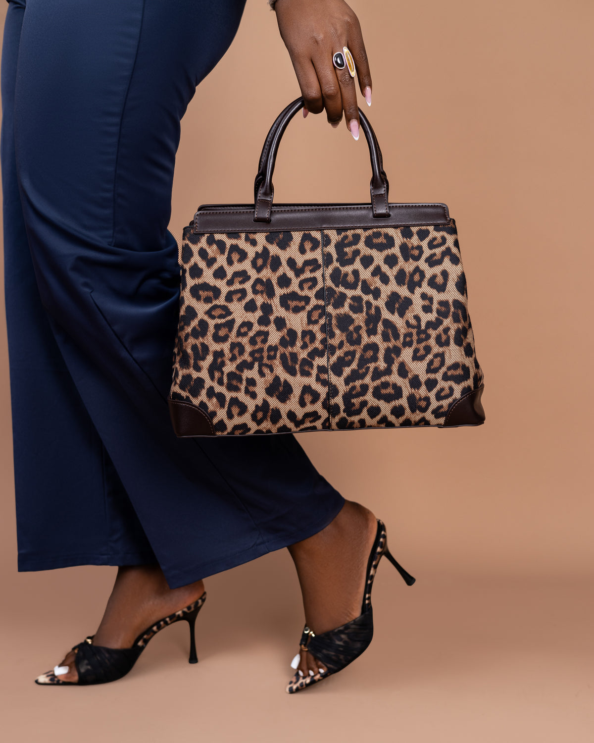 Savelle Tote