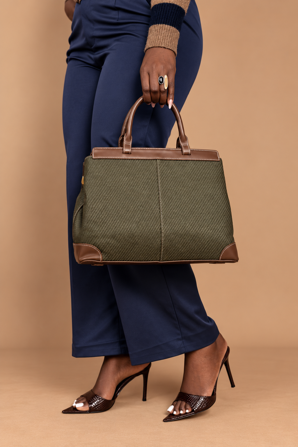 Savelle Tote