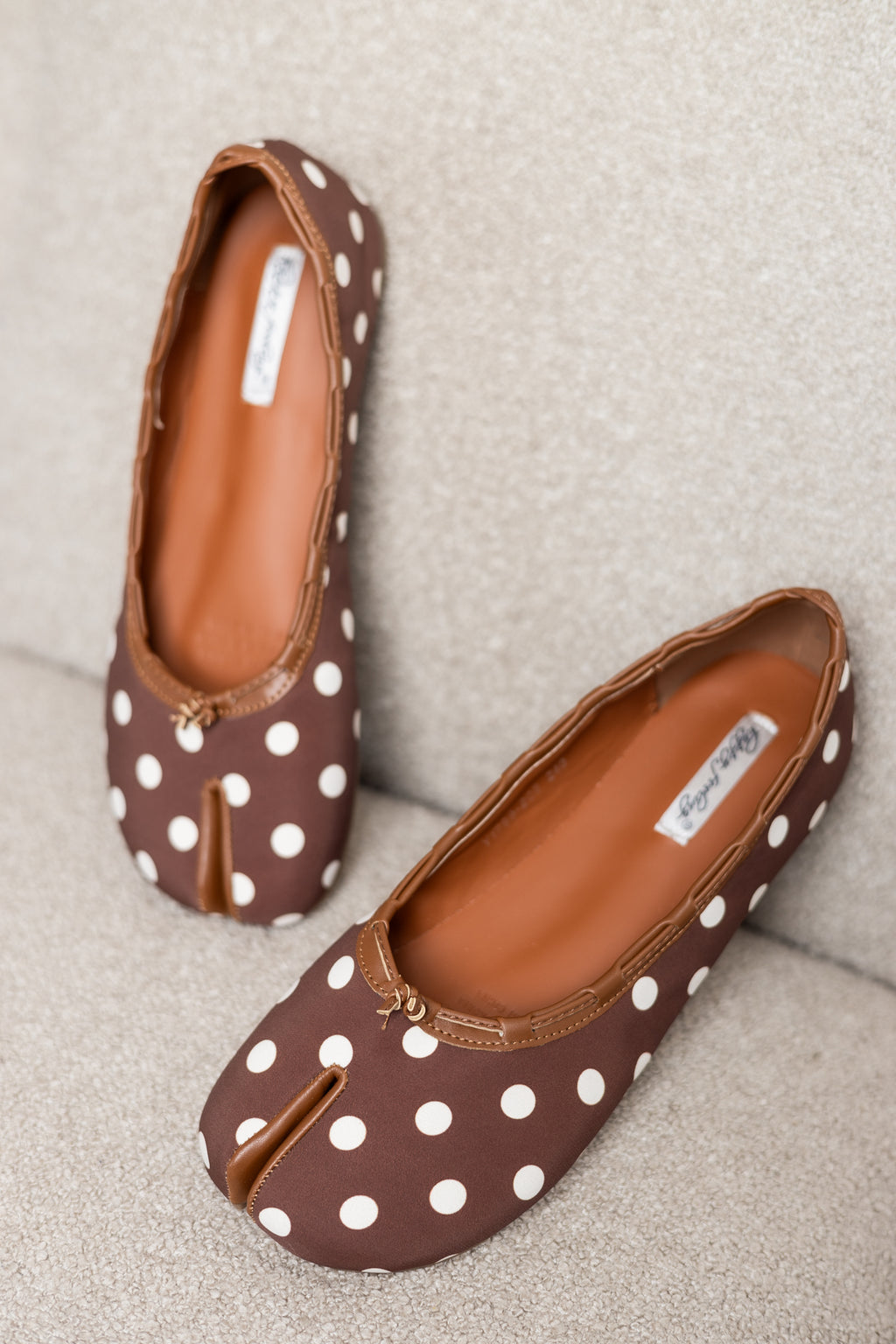 Tabbie Split-Toe Ballet Flats