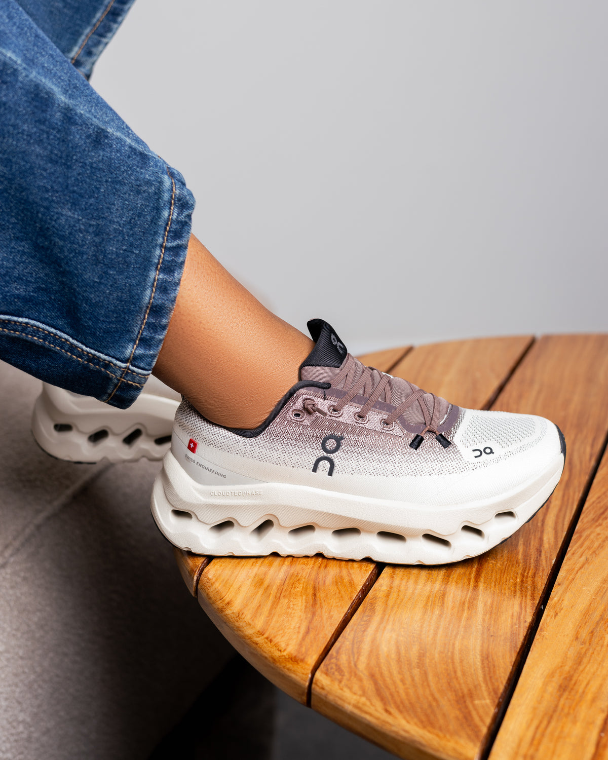 Aero Sneakers
