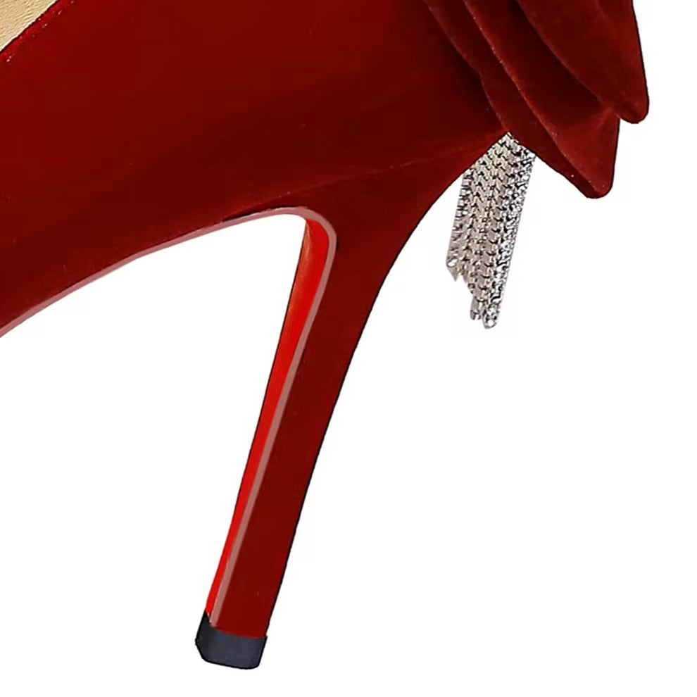 Elodie bow pumps