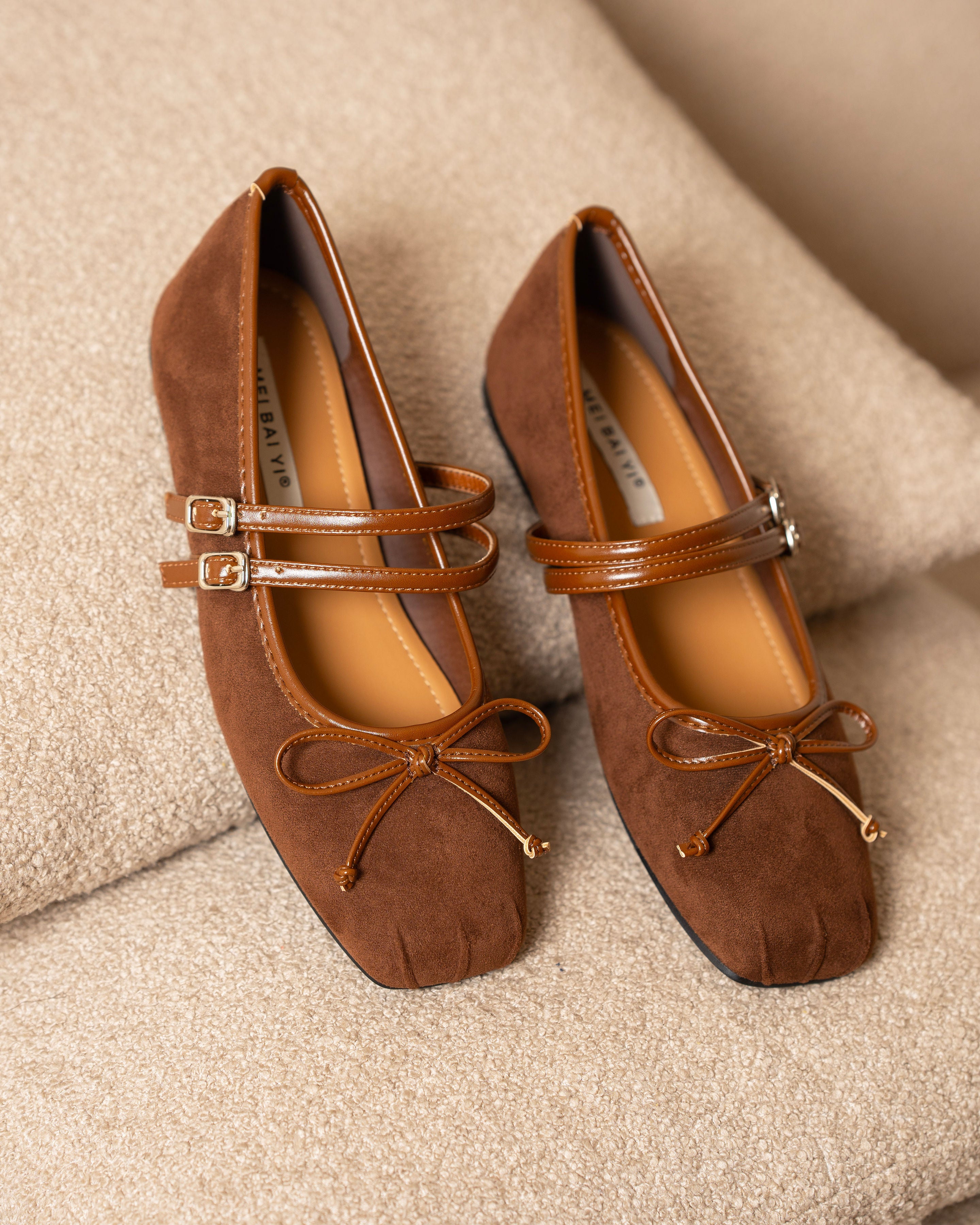 Mila Mary jane flats