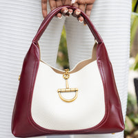 The Avenoir Shoulder Bag