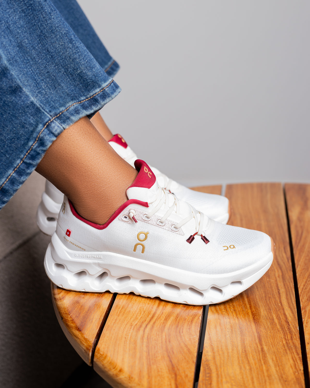 Aero Sneakers