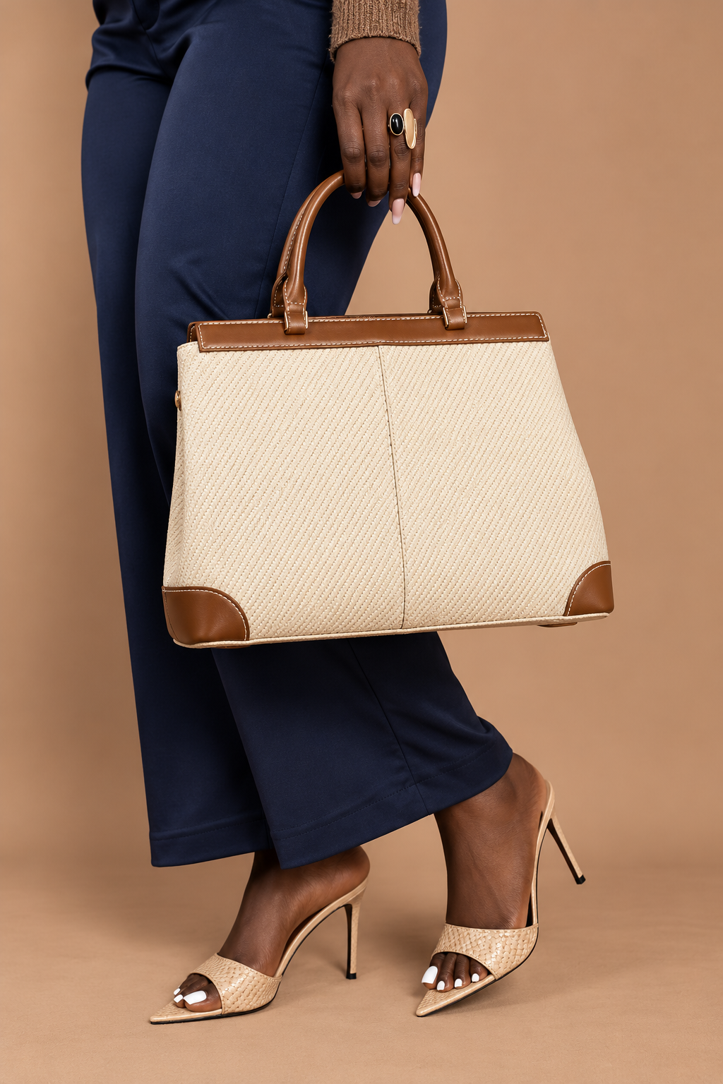 Savelle Tote