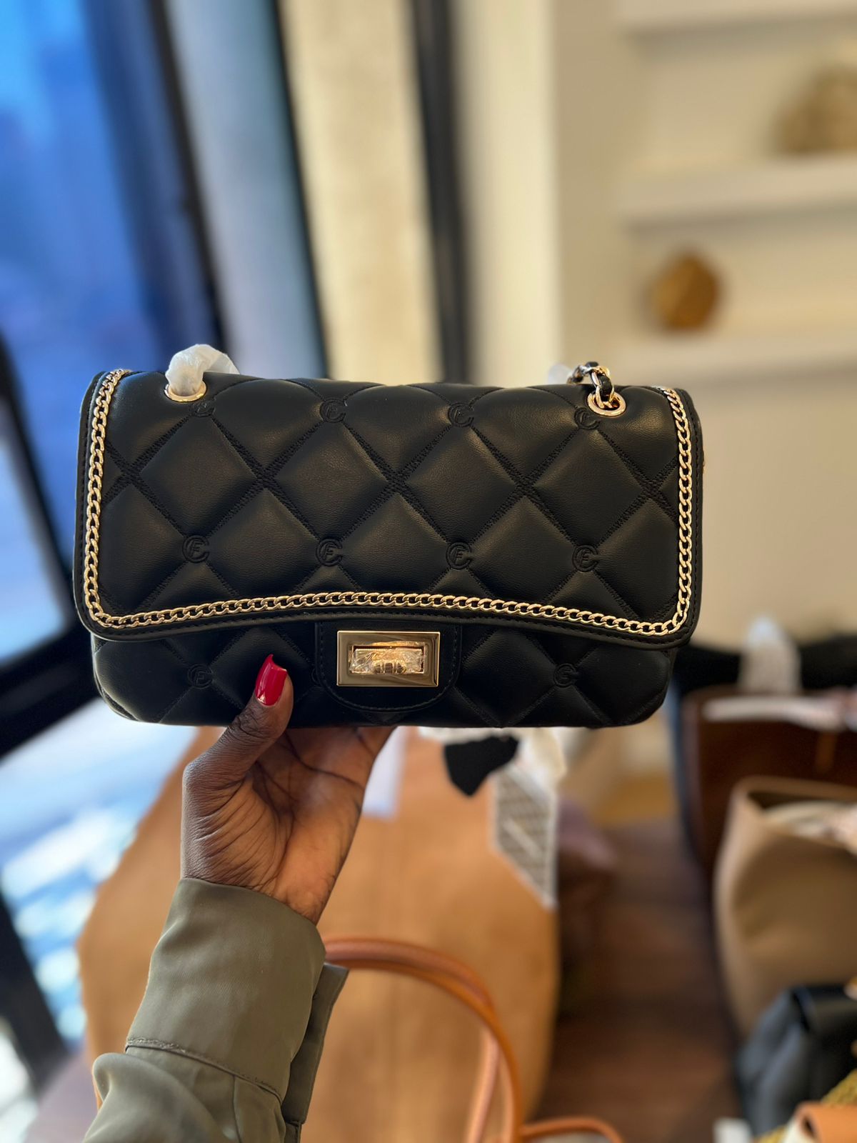 Bella Noir